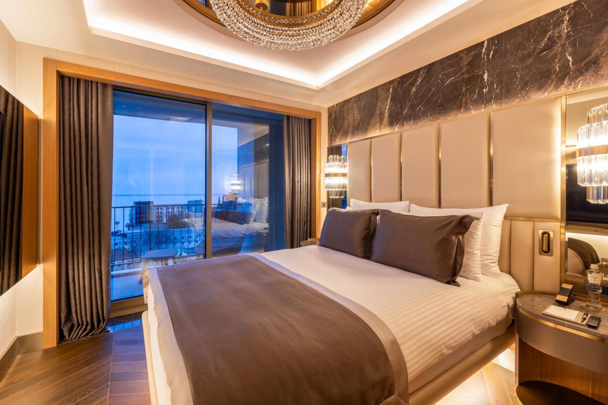 Merit Starlit Hotel & Residences Budva Luaran gambar