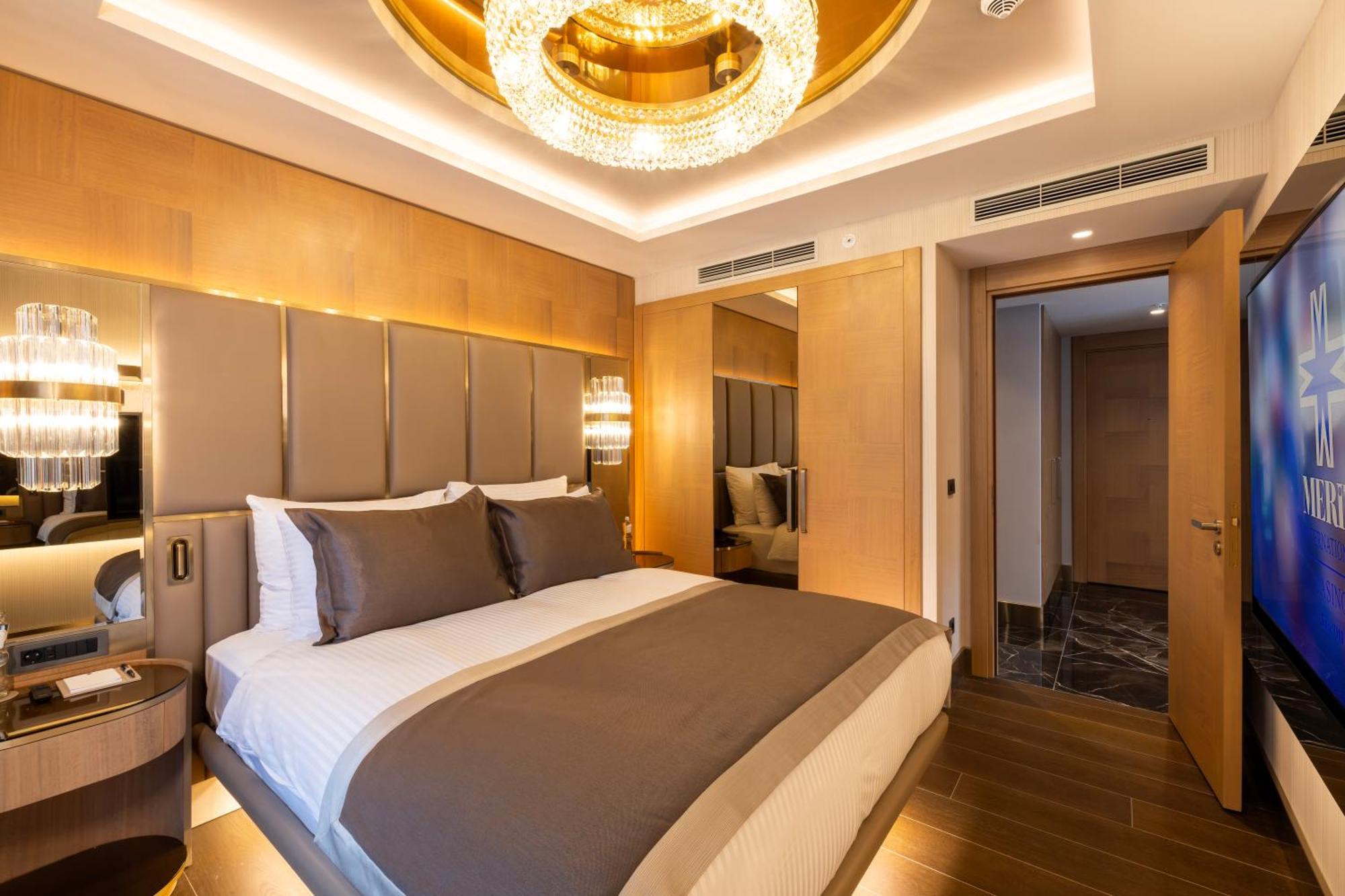 Merit Starlit Hotel & Residences Budva Luaran gambar