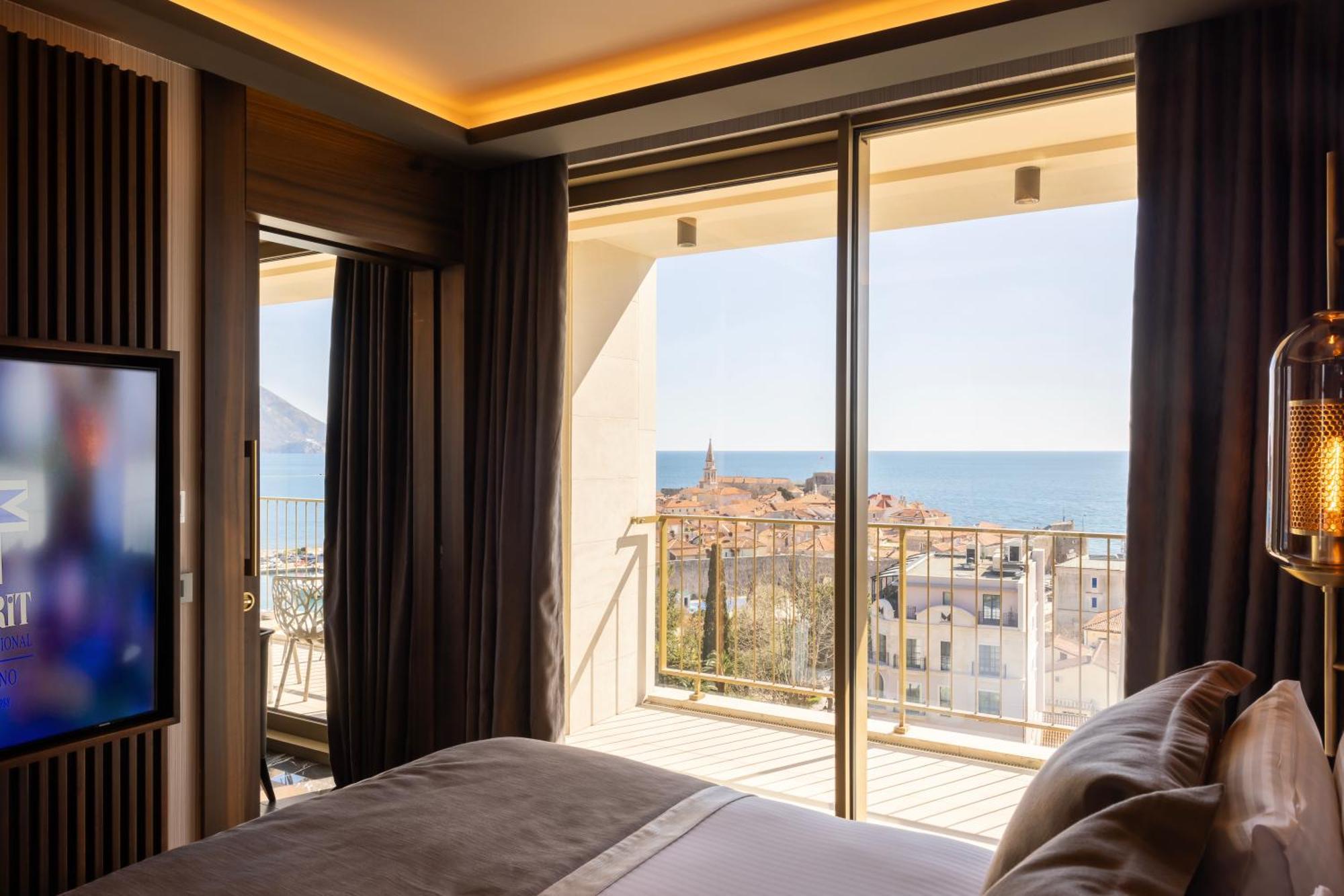 Merit Starlit Hotel & Residences Budva Luaran gambar