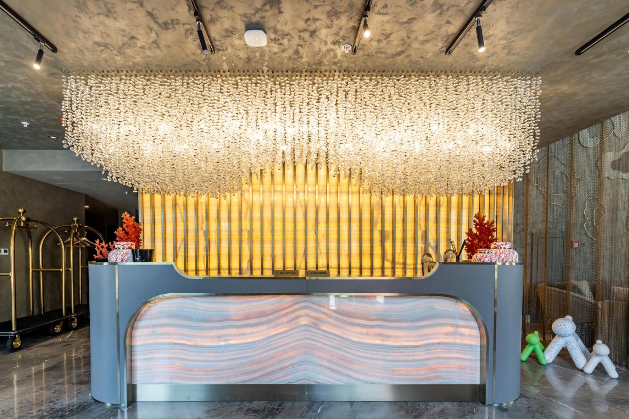 Merit Starlit Hotel & Residences Budva Luaran gambar